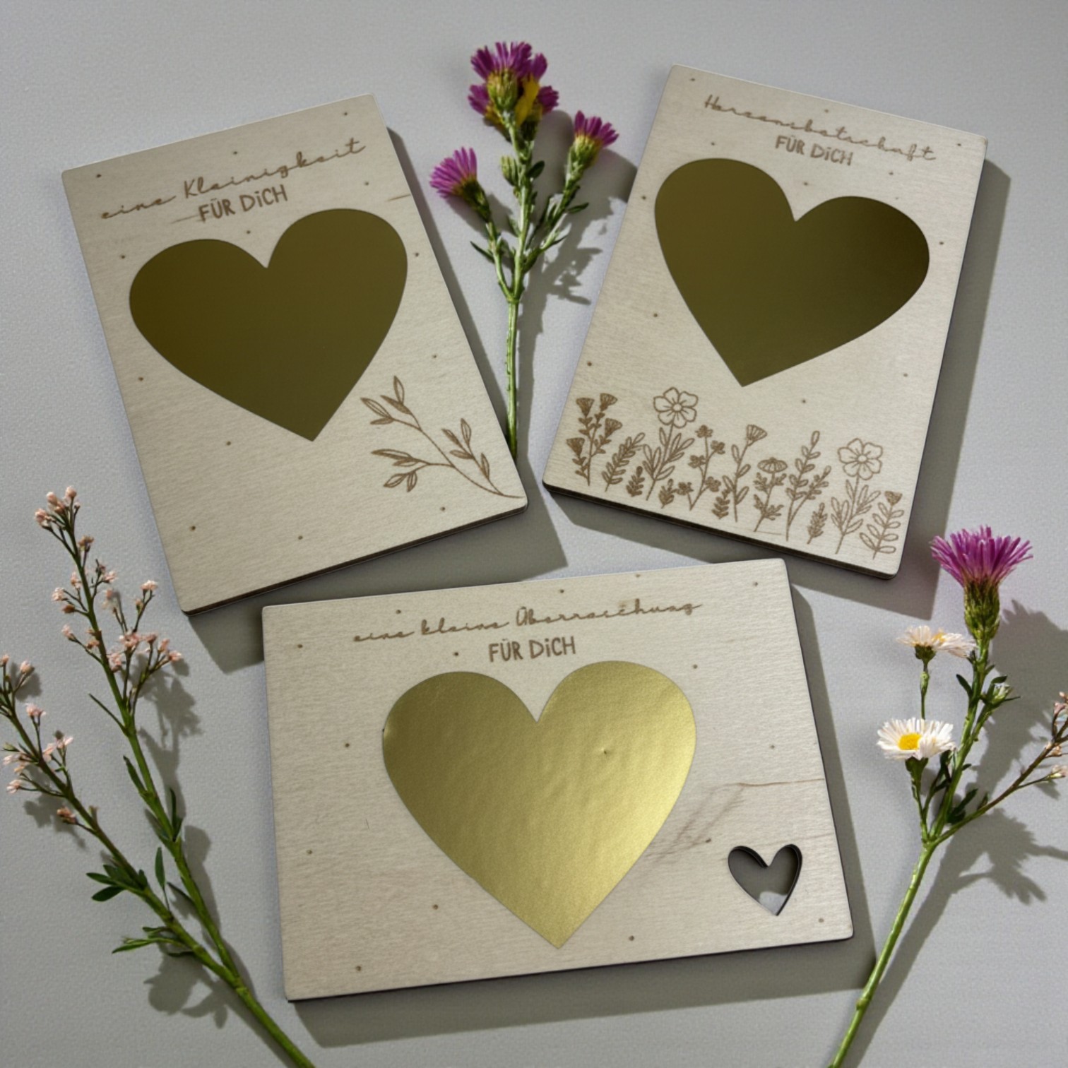 Holz Rubbelkarte Schwangerschaft • Du wirst Oma/Papa/Opa • Babynews • Überraschungskarte mit Rubbelherz • Lasergravur Geschenk